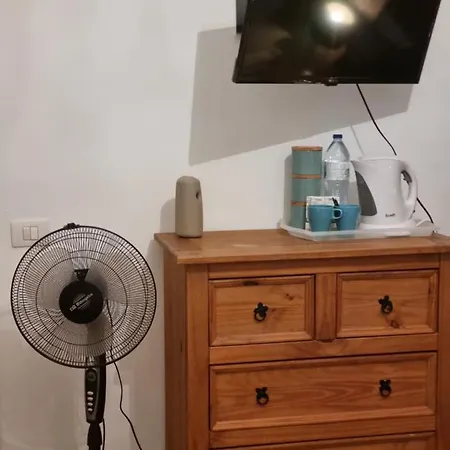 Feliza منزل للإقامة Güime