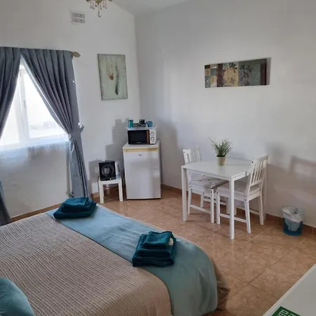 Habitación en casa particular Feliza *