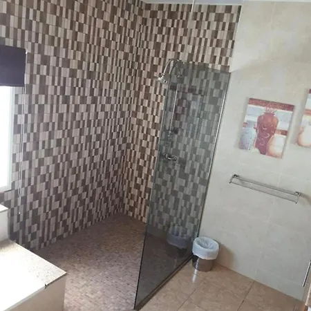 Feliza منزل للإقامة Güime